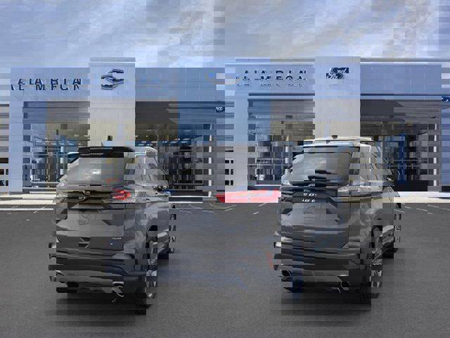 Certified 2022 Ford Edge Titanium AWD/4WD image 6