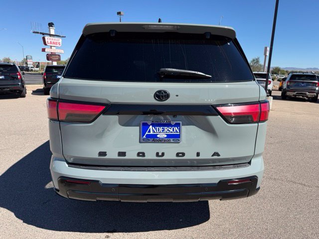 Used 2024 Toyota Sequoia Platinum AWD/4WD image 8