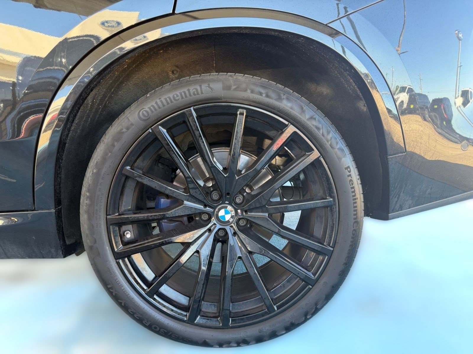 Used 2024 BMW X5 xDrive40i w/ M Sport Package image 11