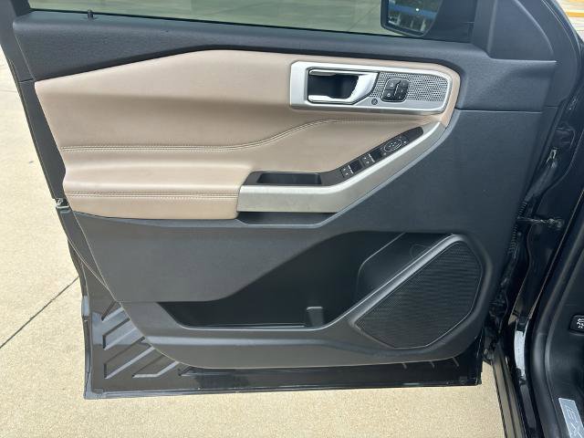 Certified 2022 Ford Explorer Limited w/ Equipment Group 301A RWD image 12