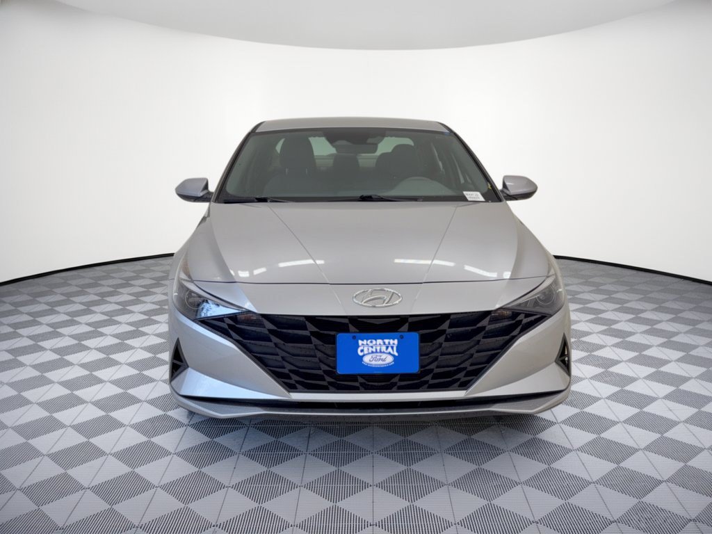 Used 2021 Hyundai Elantra SE FWD image 6