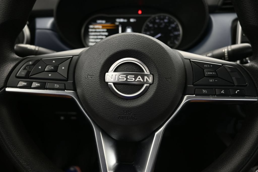 Used 2025 Nissan Versa SV FWD image 23