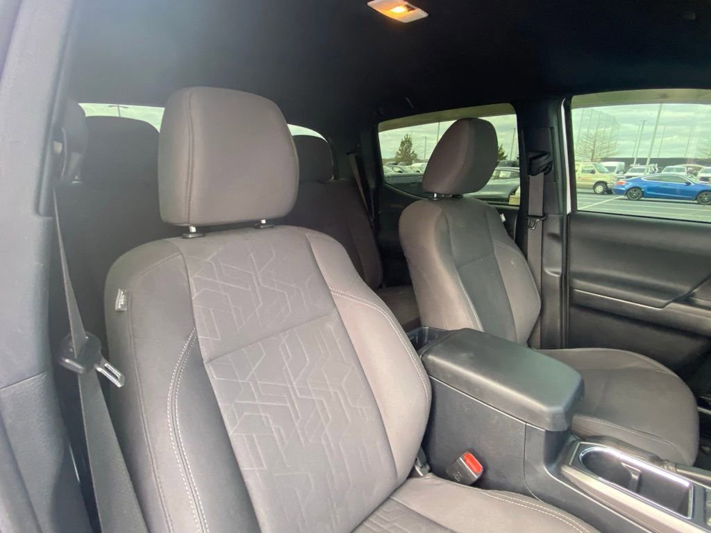 Used 2019 Toyota Tacoma TRD Sport image 27
