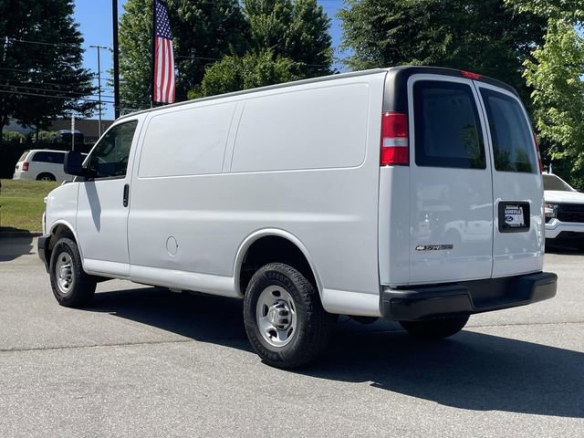Used 2021 Chevrolet Express 2500 w/ Driver Convenience Package RWD image 3