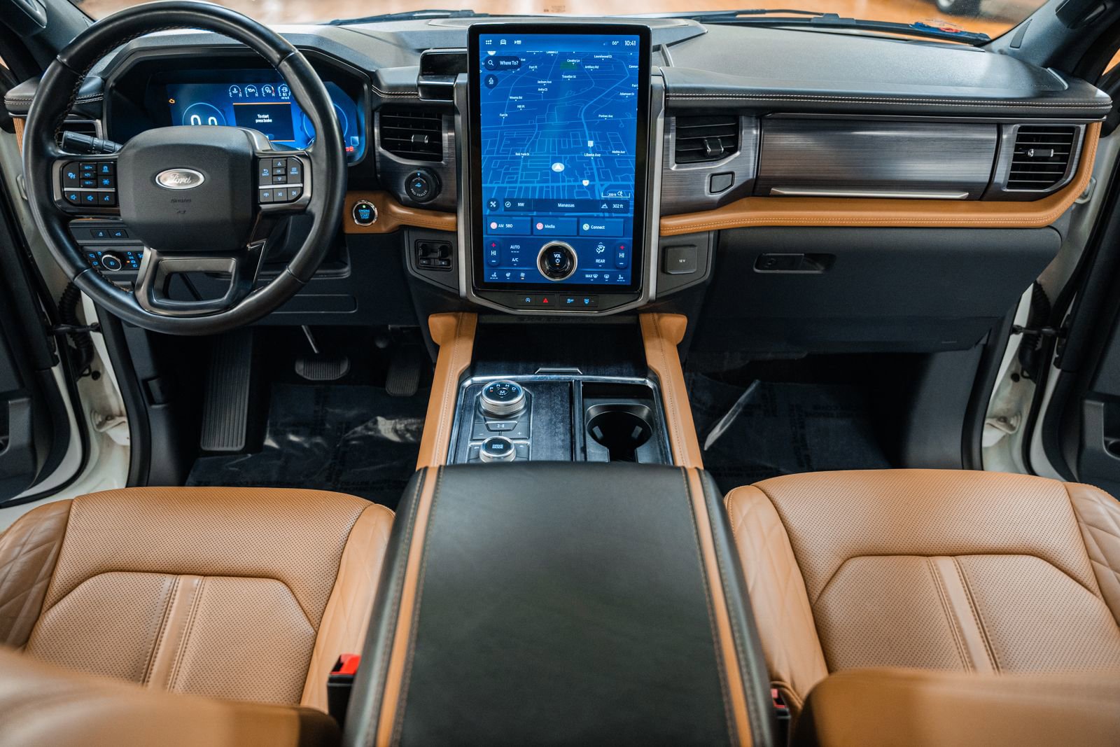 Certified 2022 Ford Expedition Platinum image 28