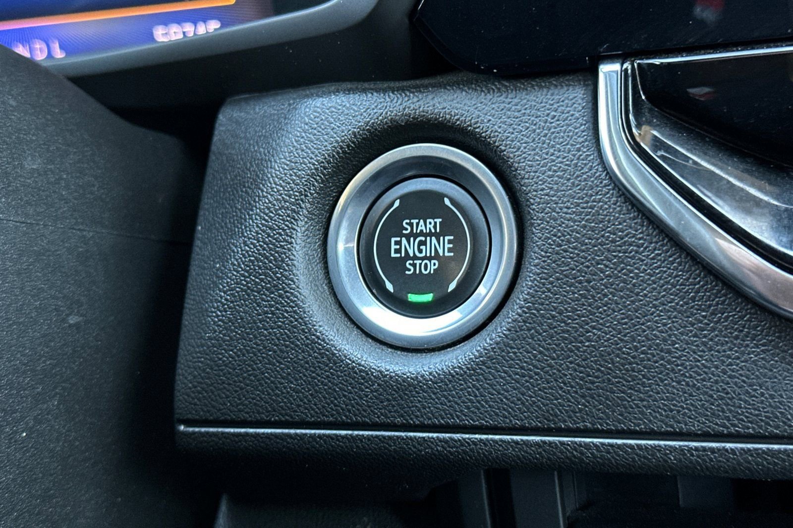 Used 2023 Chevrolet Colorado Trail Boss w/ Technology Package image 20