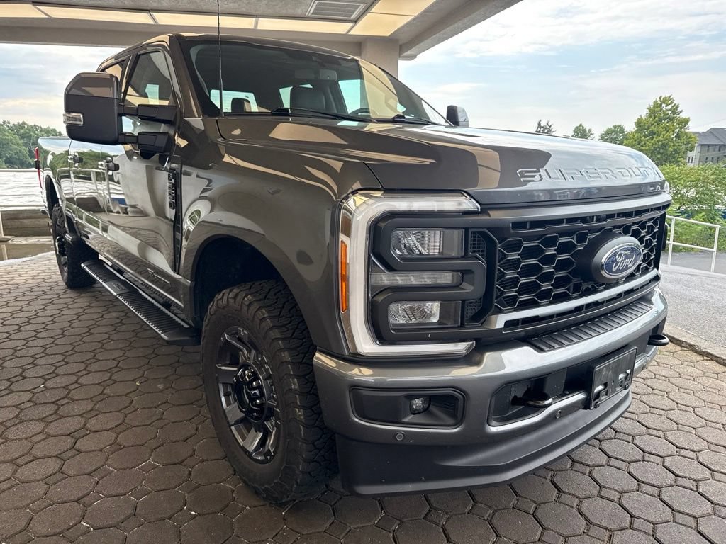 Certified 2023 Ford F250 Lariat w/ Lariat Ultimate Package AWD/4WD image 4