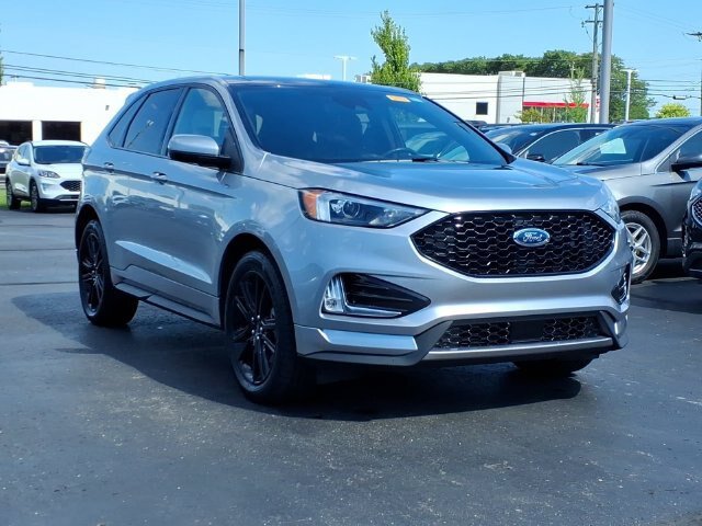 Certified 2023 Ford Edge ST-Line AWD/4WD image 3