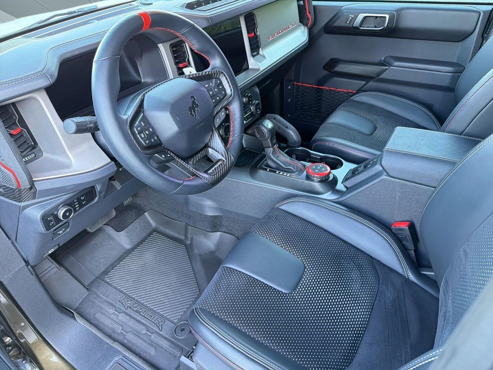Certified 2024 Ford Bronco Raptor w/ Interior Carbon Fiber Pack 6 AWD/4WD image 4