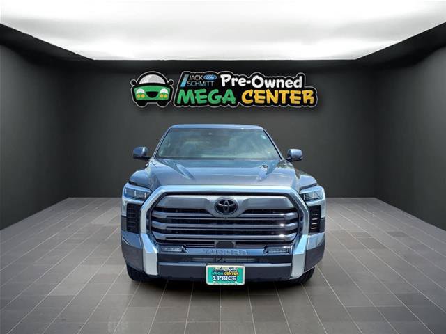 Used 2025 Toyota Tundra Limited AWD/4WD image 28