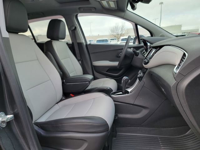 Used 2020 Chevrolet Trax Premier image 23