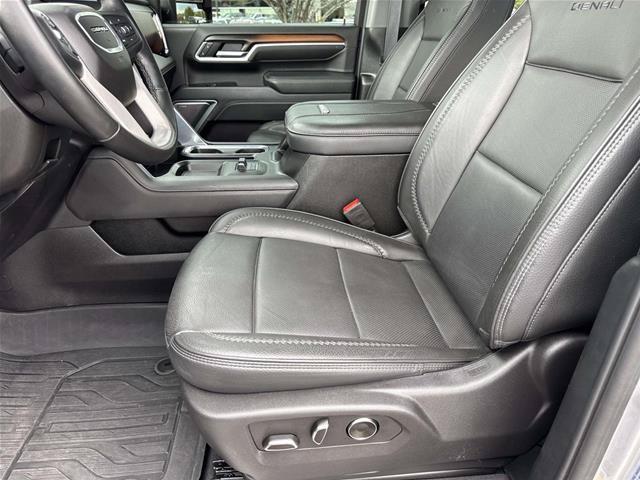 Used 2025 GMC Sierra 2500 Denali w/ Denali Reserve Package AWD/4WD image 19