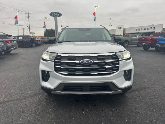 Certified 2026 Ford Explorer Active w/ Active Comfort Package AWD/4WD image 2