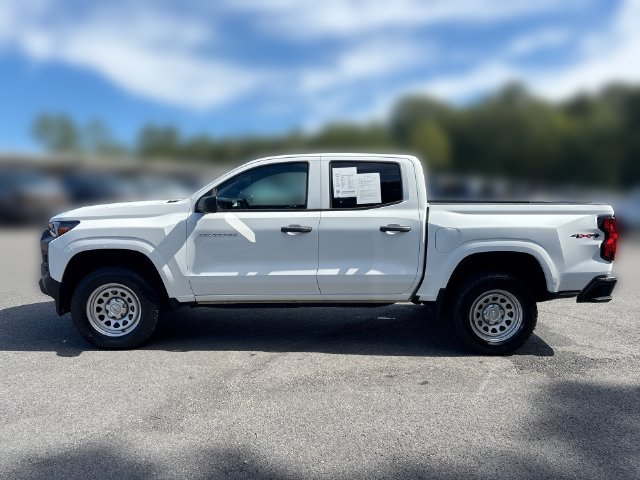 Used 2023 Chevrolet Colorado W/T w/ WT Convenience Package AWD/4WD image 5
