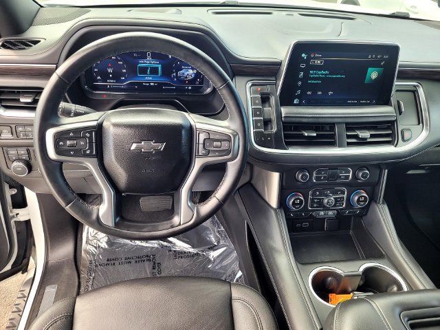 Used 2024 Chevrolet Suburban Z71 w/ Luxury Package AWD/4WD image 9