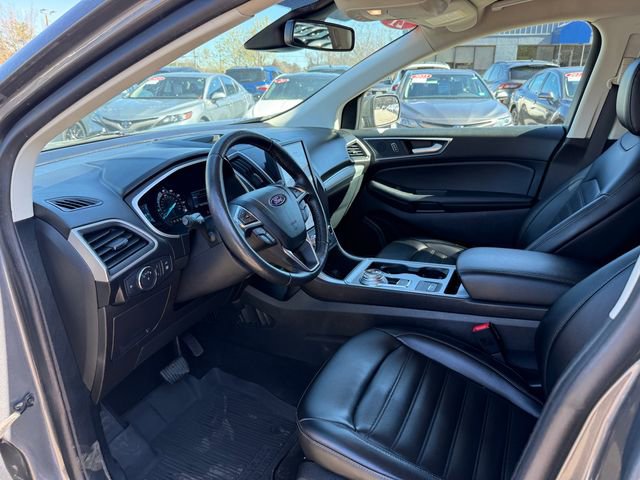 Certified 2021 Ford Edge SEL w/ Convenience Package AWD/4WD image 3