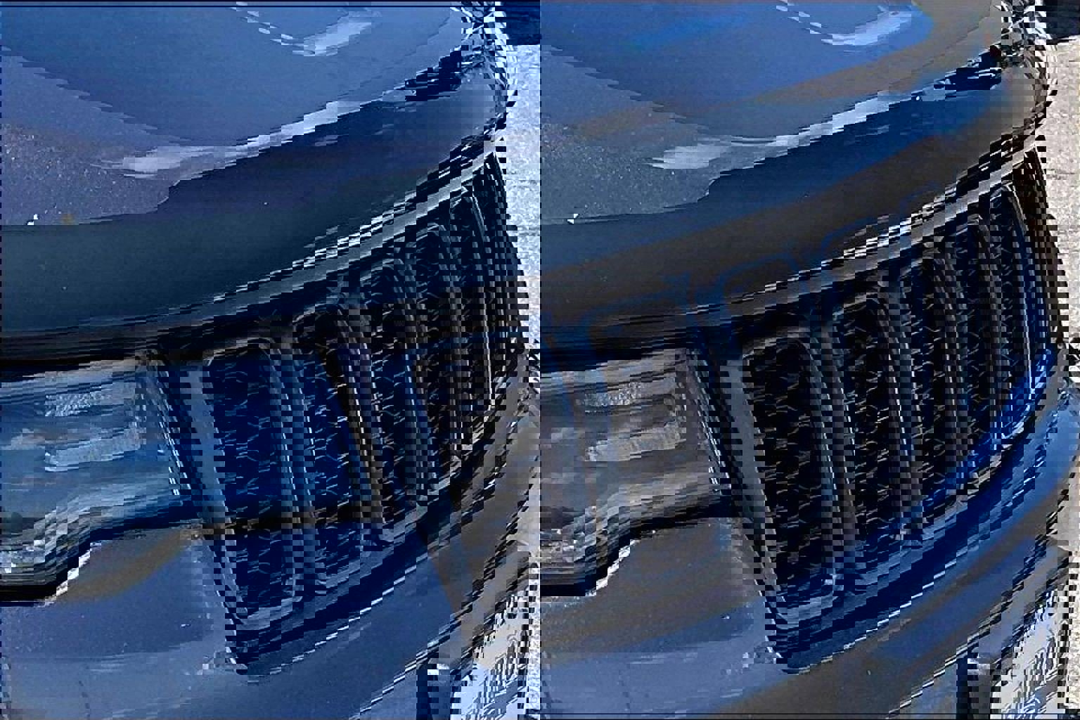 Used 2018 Jeep Grand Cherokee Trailhawk w/ Trailhawk Luxury Group image 28