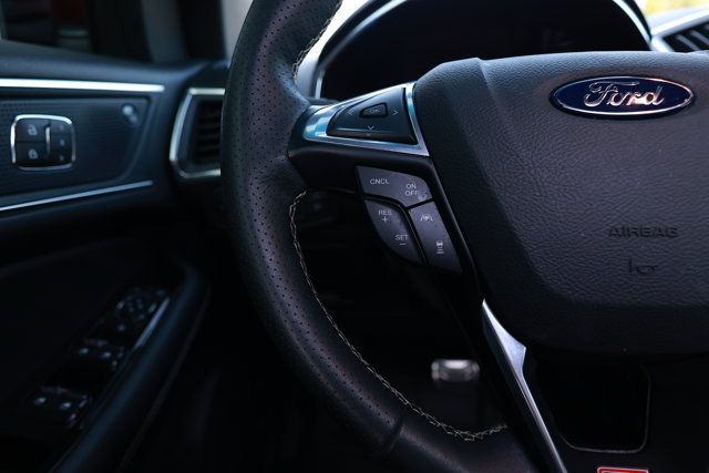 Certified 2019 Ford Edge ST w/ Equipment Group 401A AWD/4WD image 15