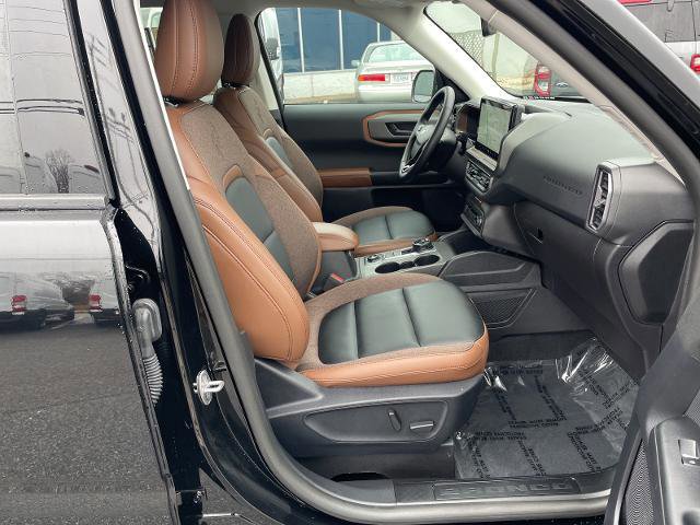 Certified 2025 Ford Bronco Sport Outer Banks w/ Outer Banks Tech Package+ image 9