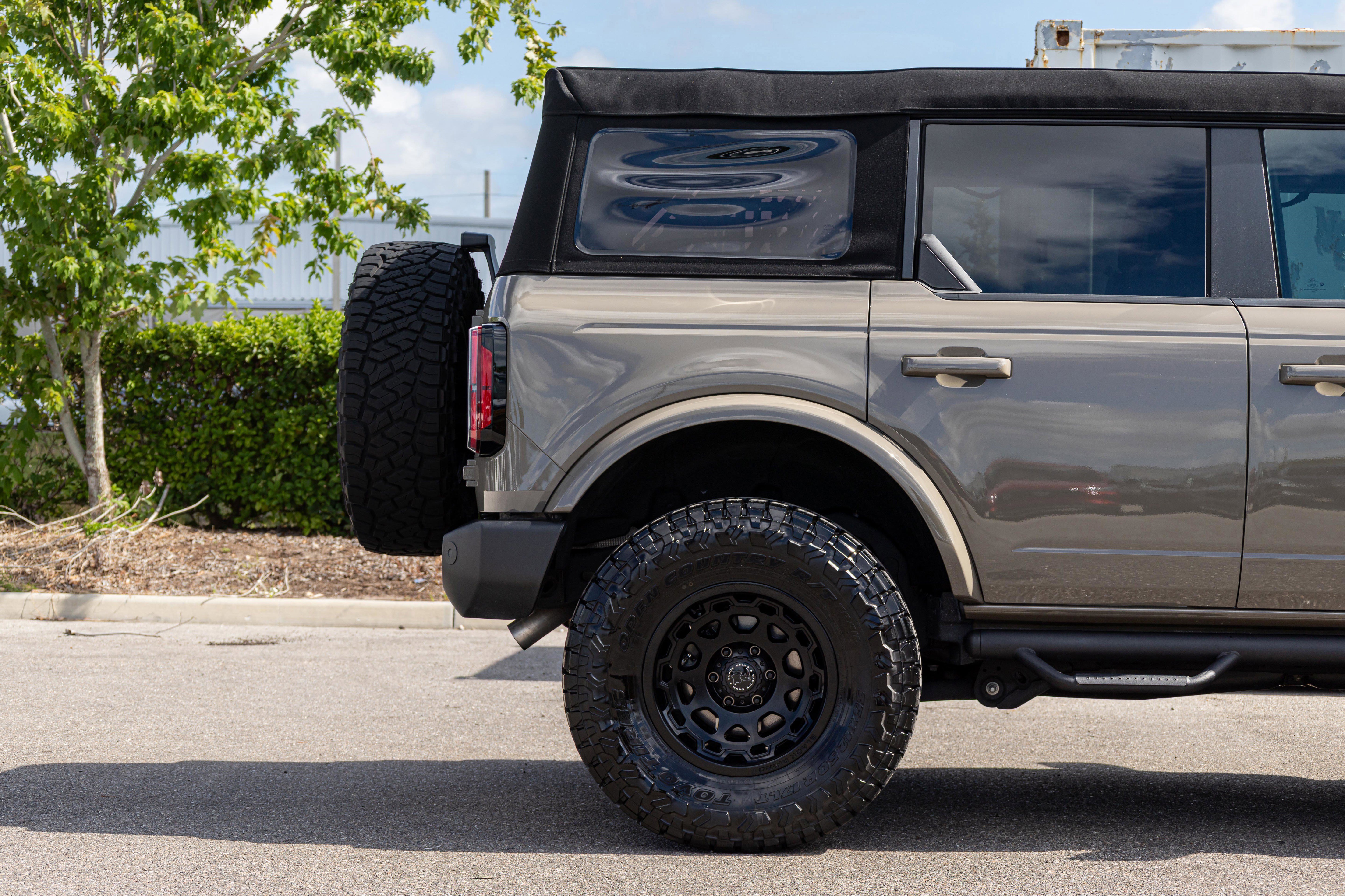 Certified 2025 Ford Bronco Outer Banks AWD/4WD image 24