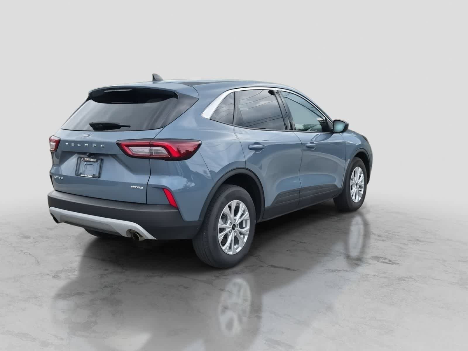 Certified 2023 Ford Escape Active AWD/4WD image 8