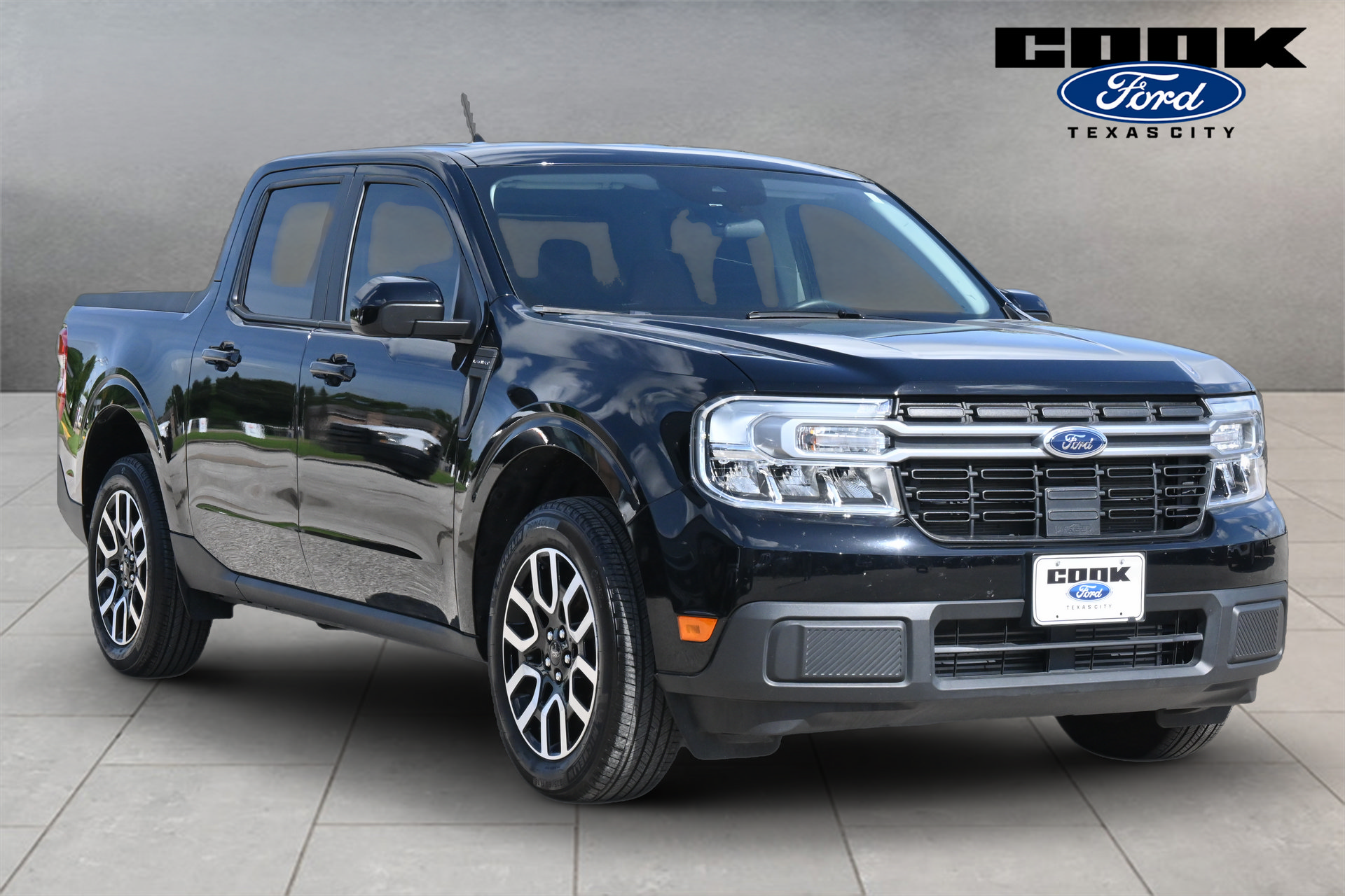 Certified 2024 Ford Maverick Lariat AWD/4WD image 2
