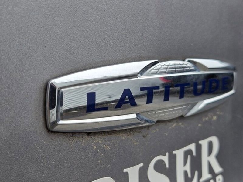 Used 2020 Jeep Cherokee Latitude image 8