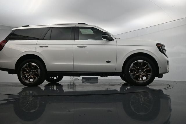 Certified 2025 Ford Expedition King Ranch AWD/4WD image 34