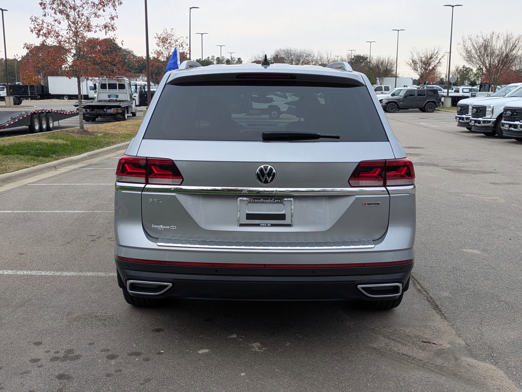 Used 2021 Volkswagen Atlas SEL Premium image 5