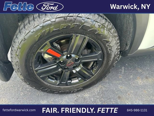Used 2025 Nissan Rogue SV AWD/4WD image 8