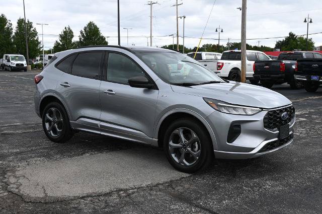 Certified 2024 Ford Escape ST-Line w/ Tech Pack #1 AWD/4WD image 7