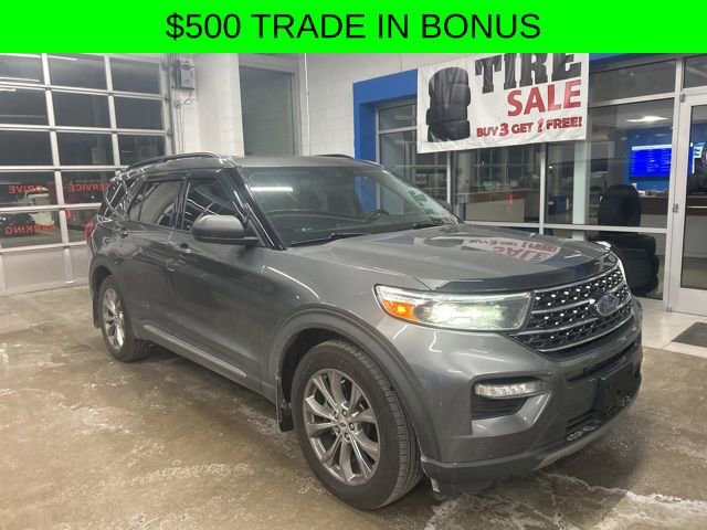 Certified 2021 Ford Explorer XLT w/ Equipment Group 202A image 3