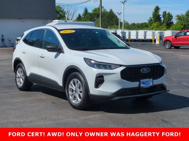 Certified 2023 Ford Escape Active AWD/4WD image 3
