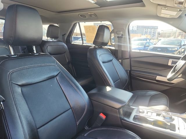 Certified 2023 Ford Explorer Limited AWD/4WD image 34