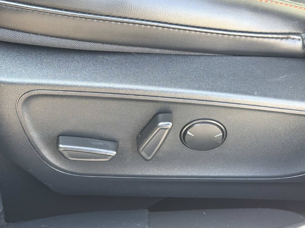Certified 2024 Ford Escape ST-Line AWD/4WD image 22