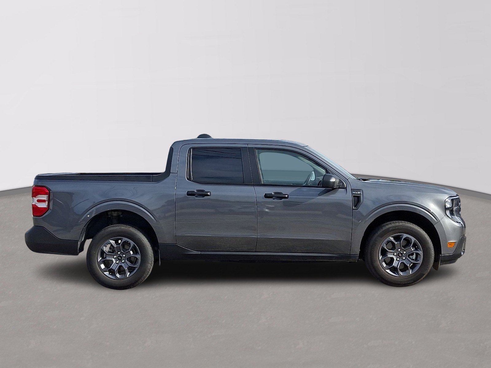 Certified 2025 Ford Maverick XLT FWD image 7