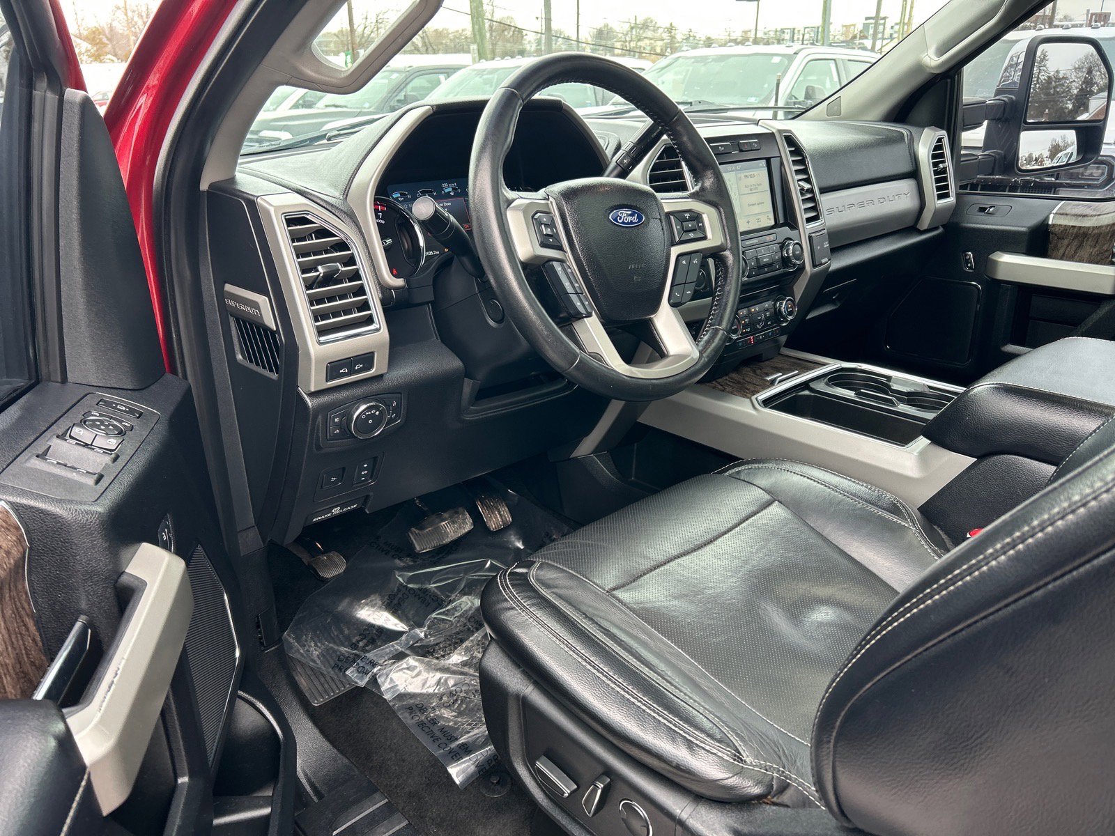 Certified 2017 Ford F250 Lariat w/ Lariat Ultimate Package image 8