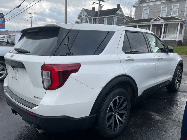 Certified 2022 Ford Explorer ST-Line w/ Class IV Trailer Tow Package image 2