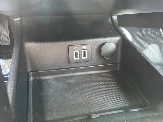 Certified 2019 Ford Fusion Energi Titanium FWD image 29