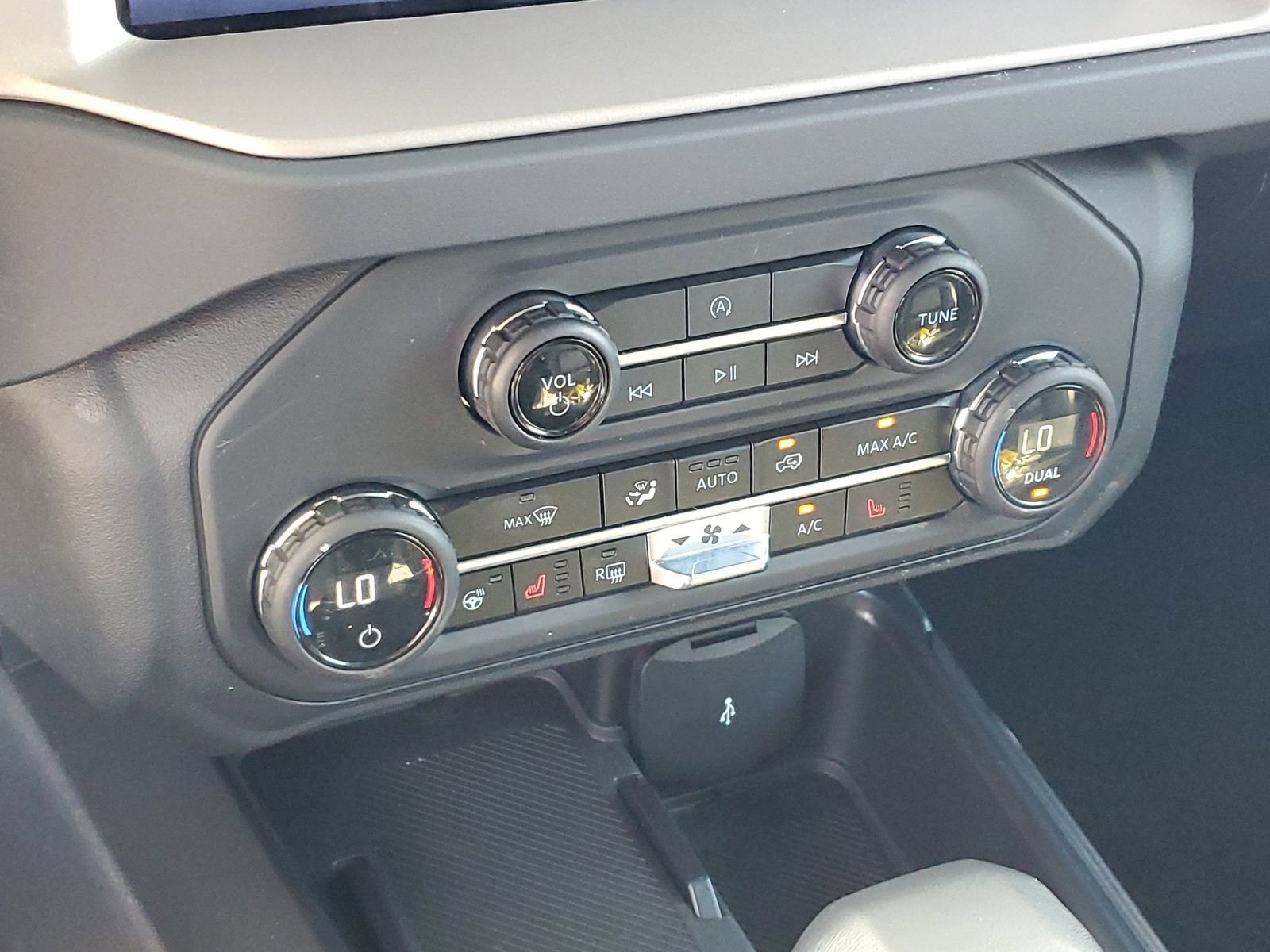 Certified 2025 Ford Bronco Outer Banks AWD/4WD image 25