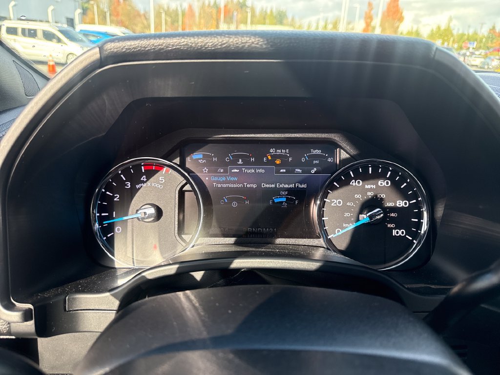 Certified 2019 Ford F250 Platinum w/ Platinum Ultimate Package AWD/4WD image 23