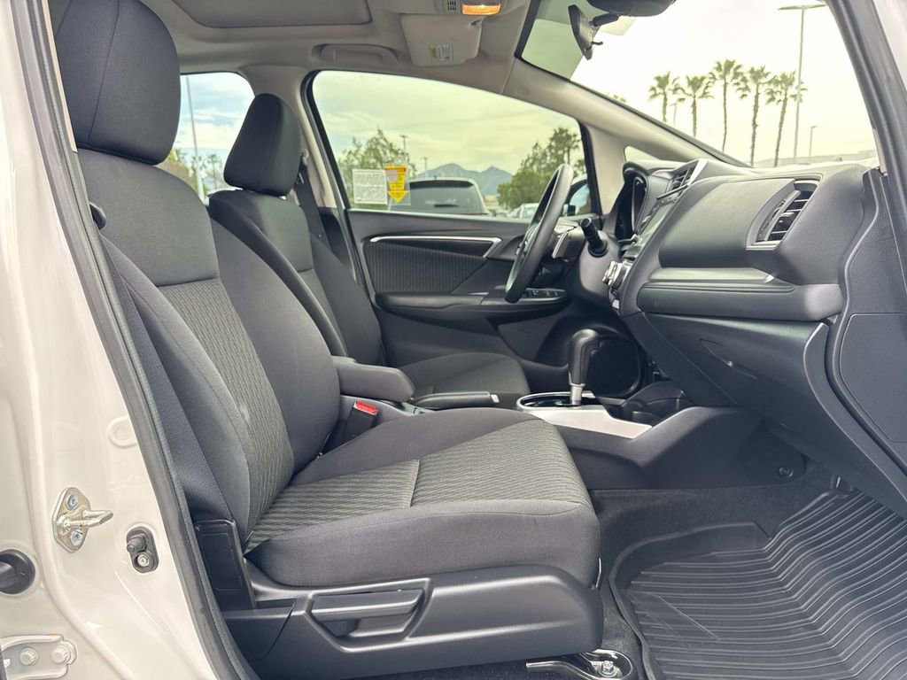 Used 2020 Honda Fit EX image 29