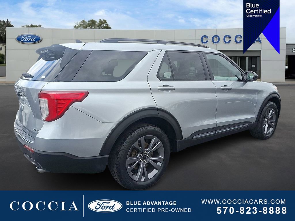 Certified 2023 Ford Explorer XLT w/ Equipment Group 202A AWD/4WD image 4