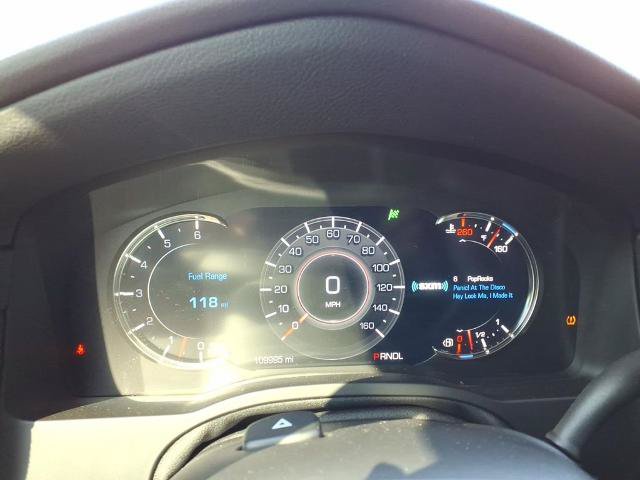 Used 2020 Cadillac Escalade Premium Luxury AWD/4WD image 23