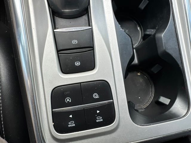 Certified 2021 Ford Explorer XLT w/ Equipment Group 202A RWD image 19