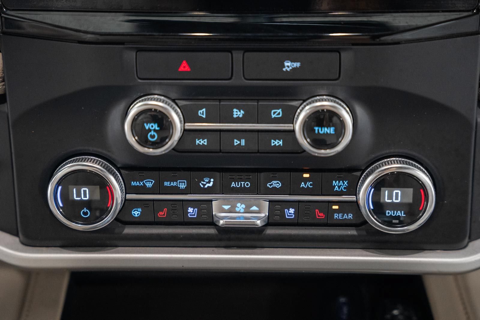 Certified 2023 Ford Expedition Max Limited AWD/4WD image 26