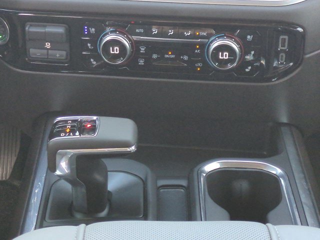 Used 2026 GMC Sierra 1500 SLT w/ SLT Premium Plus Package AWD/4WD image 19
