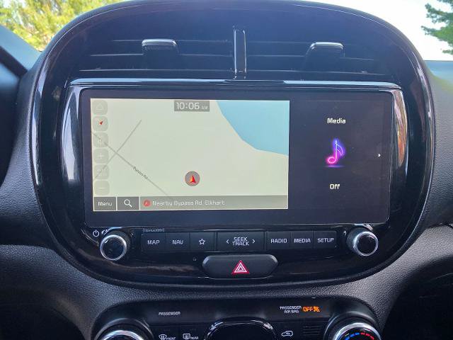 Used 2025 Kia Soul S FWD image 16