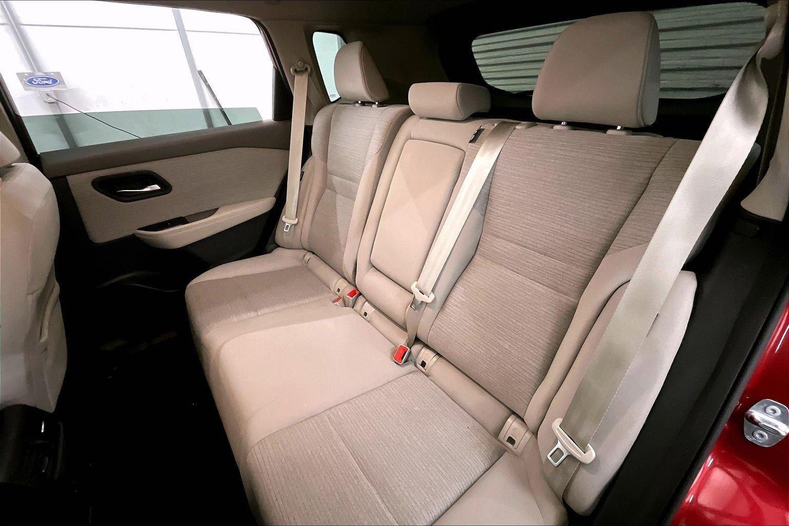 Used 2021 Nissan Rogue SV image 25