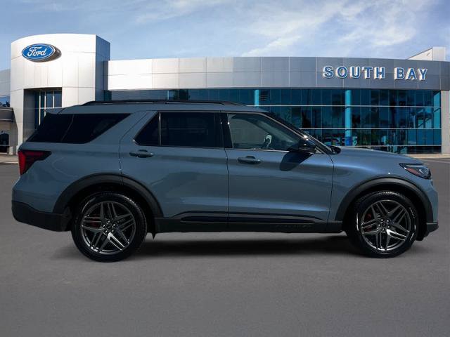 Certified 2026 Ford Explorer ST w/ Sun And Sound Package AWD/4WD image 6